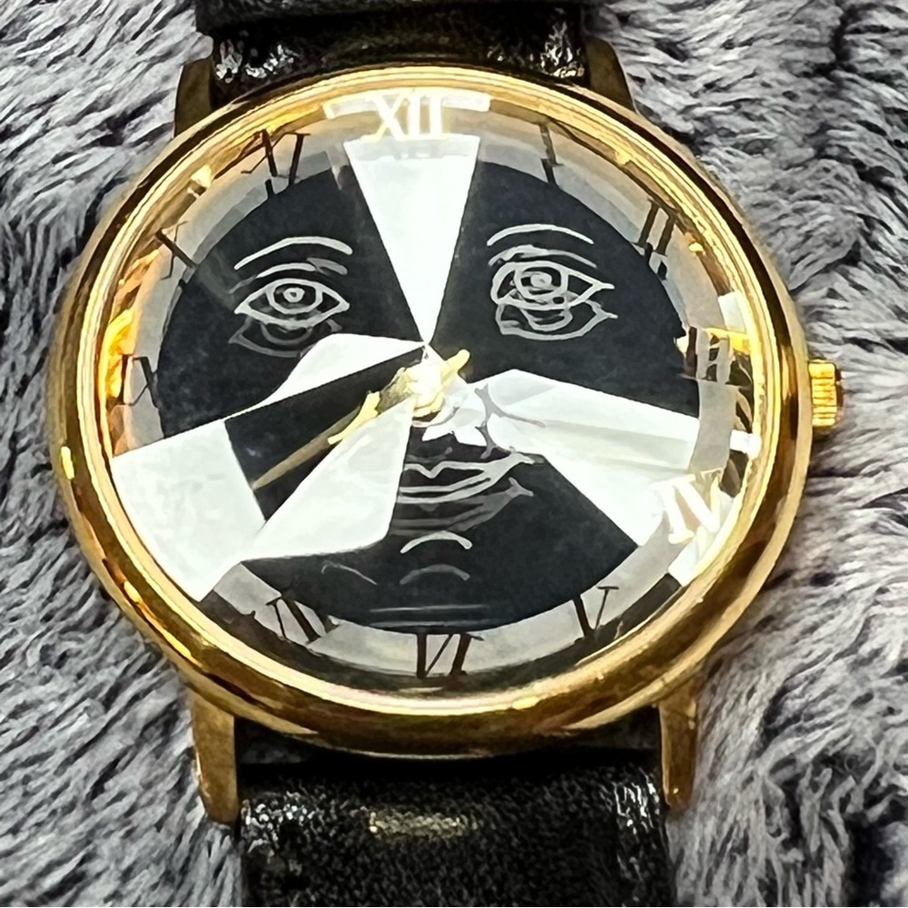 Rare FAO Schwarz by Fossil Limited Edition Moon Face Watch - Picture 2 of 9